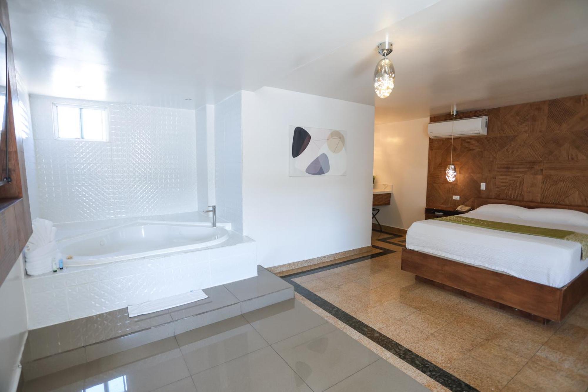Hotel Aqua Rio Тихуана Экстерьер фото