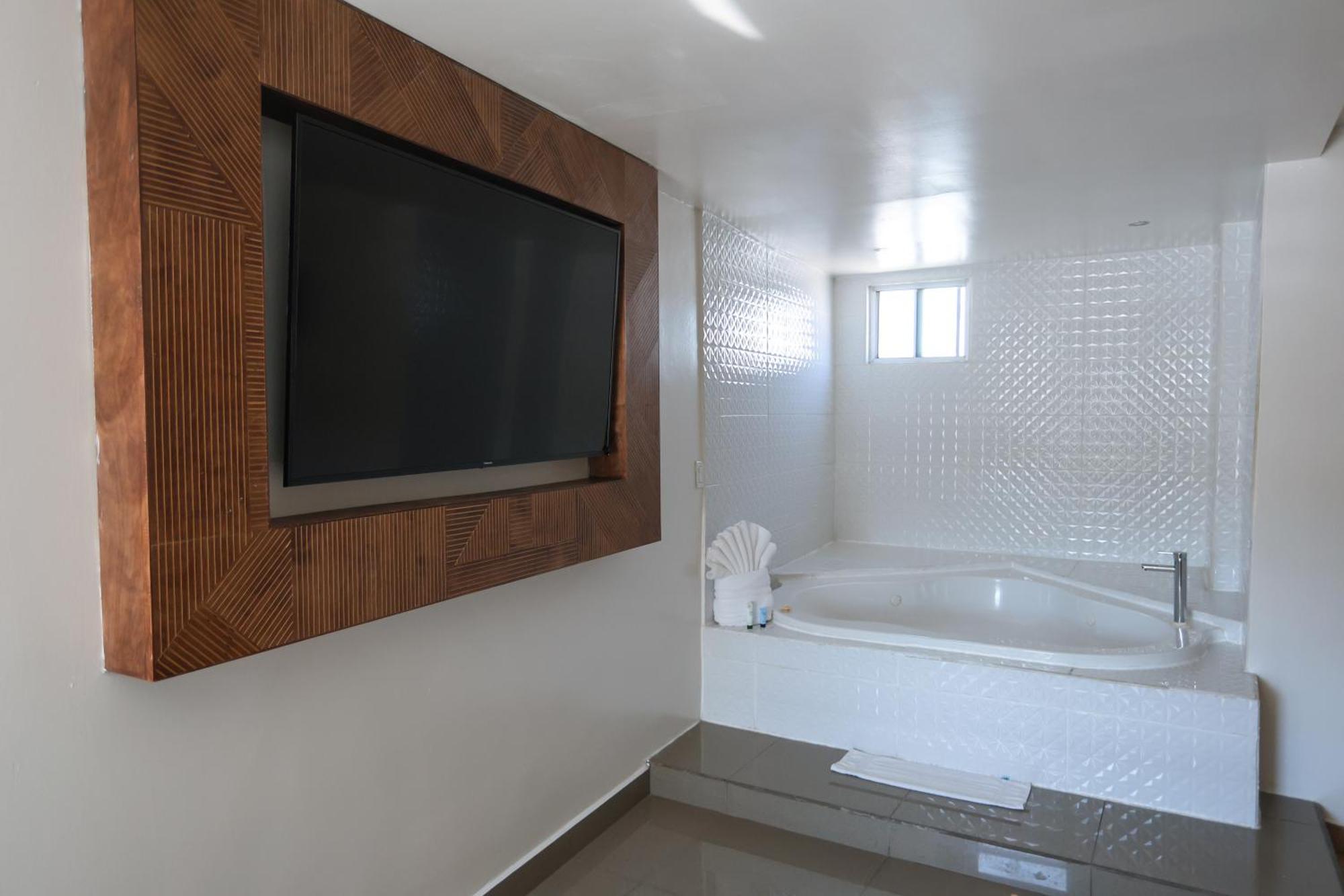 Hotel Aqua Rio Тихуана Экстерьер фото